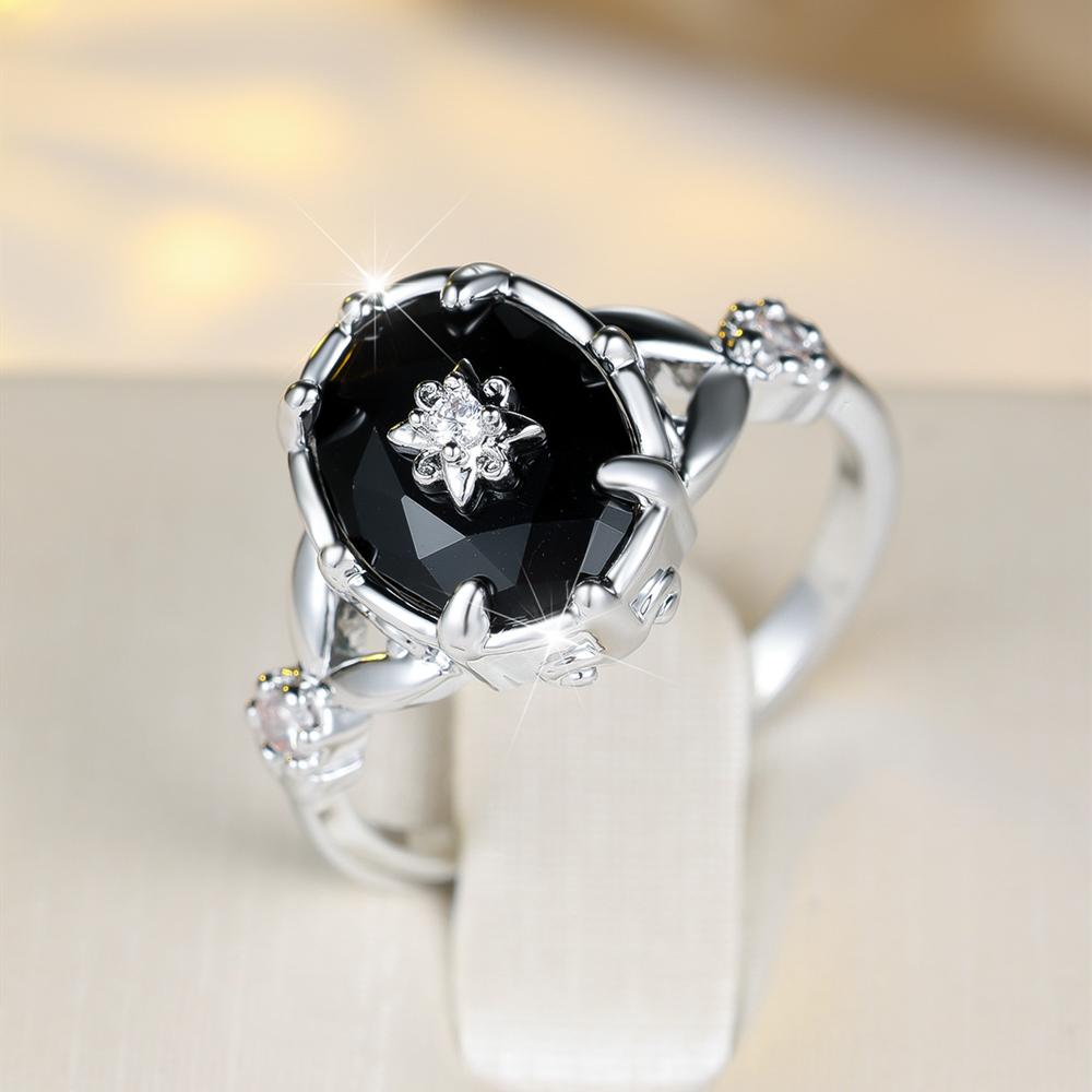 Luxuriöse goldfarbene Ringe mit ovalem Schliff und schwarzem Zirkon für Damen, feiner Retro-Vintage-Schmuck, Geschenk für Mama