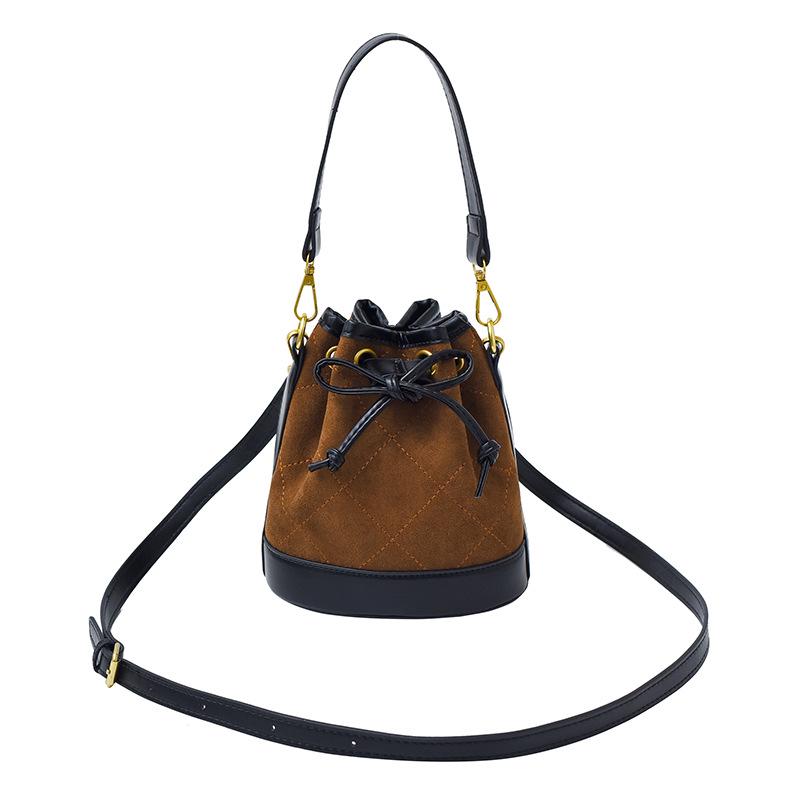 2025 High-End Color Block Retro Bucket Bag - Handheld, Single Shoulder, Crossbody