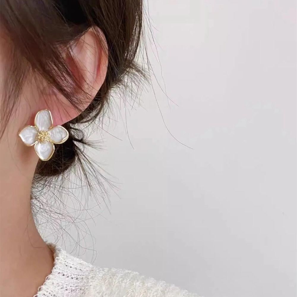 

Retro Enamel Earrings Trendy Vintage Earrings Romantic Flower Earrings Studs Women