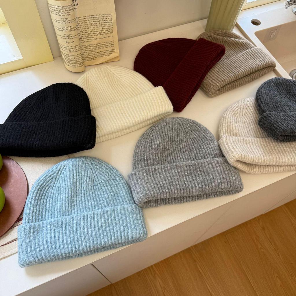 Wool Blend Beanie: Solid Color, Autumn/Winter, Stylish & Warm for Workwear and Hiking