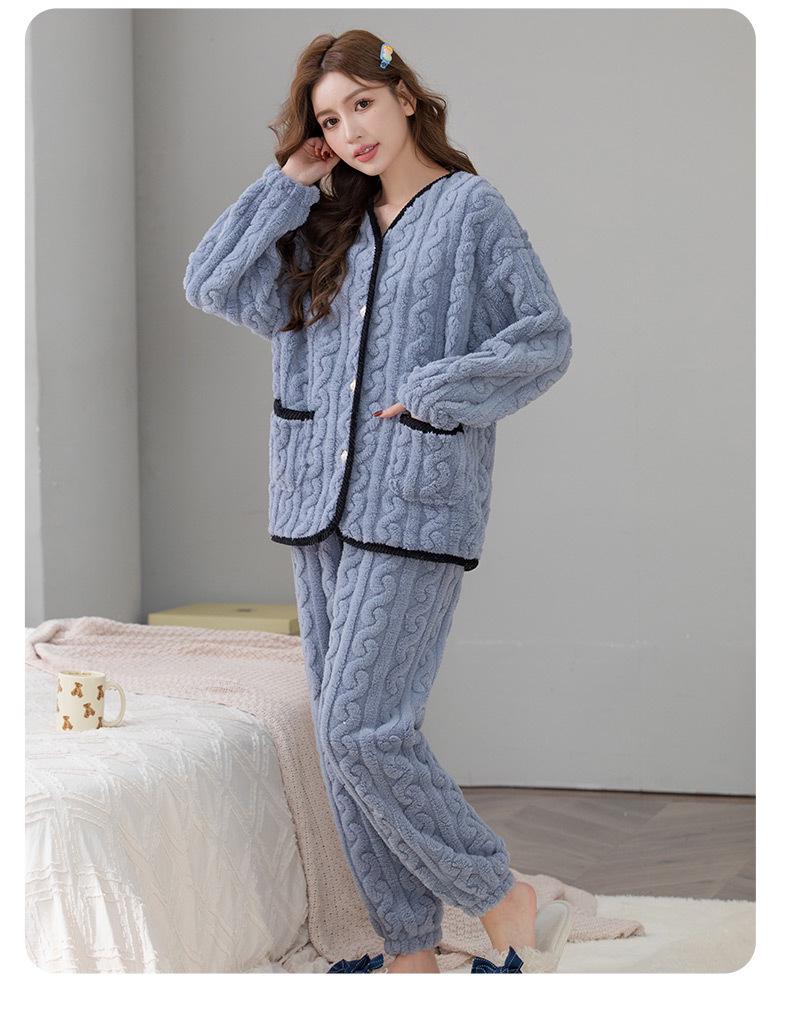 2024 Spring & Autumn Coral Fleece Pajama Set: 3D Jacquard Flannel Long Sleeve Cardigan Homewear