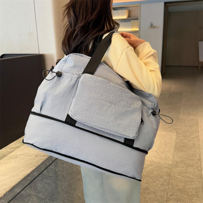 Foldable gym bag with dry and wet separation, expandable travel handbag, single shoulder crossbody travel bag, sports gym bag