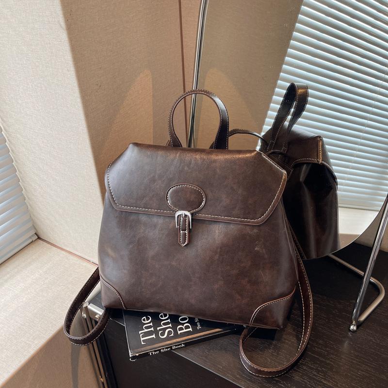Retro Large-capacity Handbag Women's 2025 New High-end Backpack Simple Versatile Casual Backpack