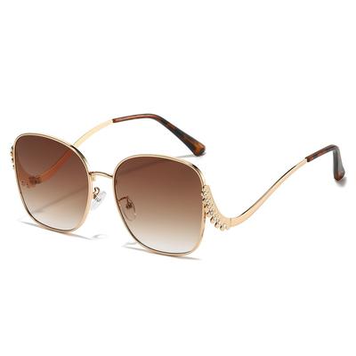 New Luxury Gradient Square Women Sunglasses 2025 Personality Brand Diamond Inlaid Curved Temple Design Trendy Men Glasses UV400