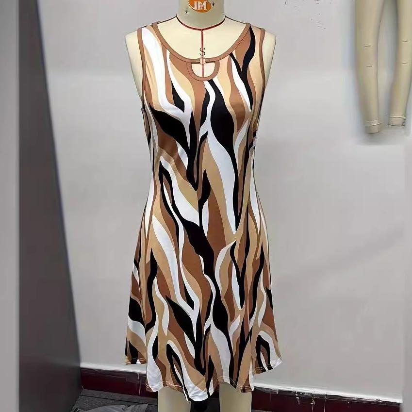 Letní dámské šaty středně dlouhé slim potištěné ležérní bez rukávů