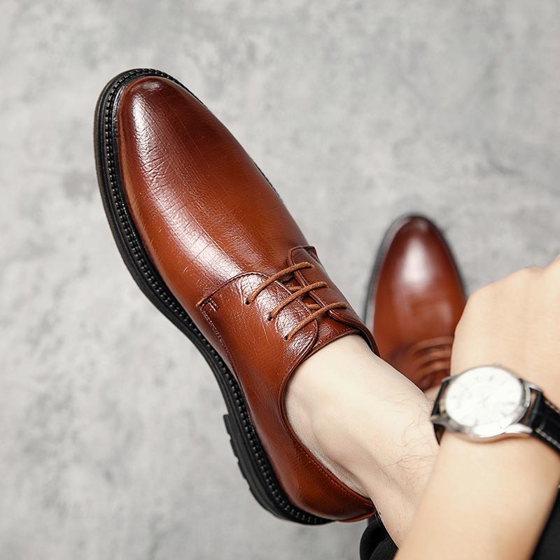 Business Shoes For Men Black Formal Leather New Men’s Brogue Shoes Male British Style Leather Shoes Men’s Dress Shoes Yuppie
