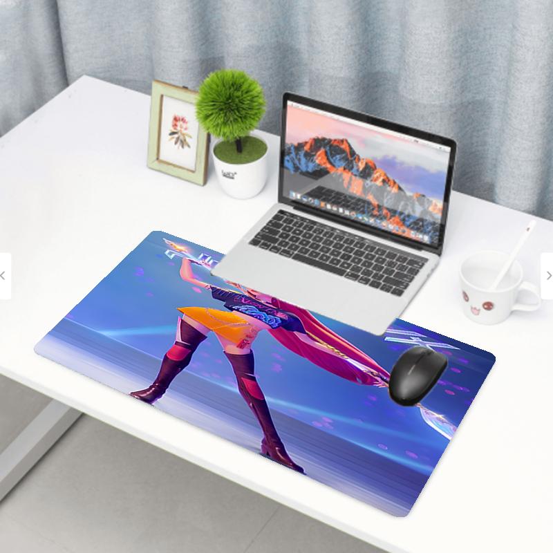 Tappetino per Mouse con Stampa KPop Demon Hunters, Tappetino Antiscivolo per Tastiera da Desktop, per PC Laptop Gaming Lavoro Uso Quotidiano, Fantastico Regalo Sorpresa per Festival