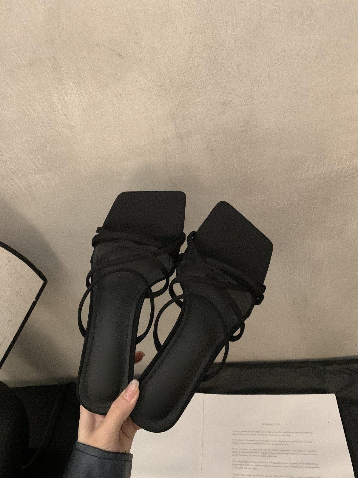 

Black high heels French small cool slippers fairy shoes wear 2025 new summer skirt Roman sandals 35