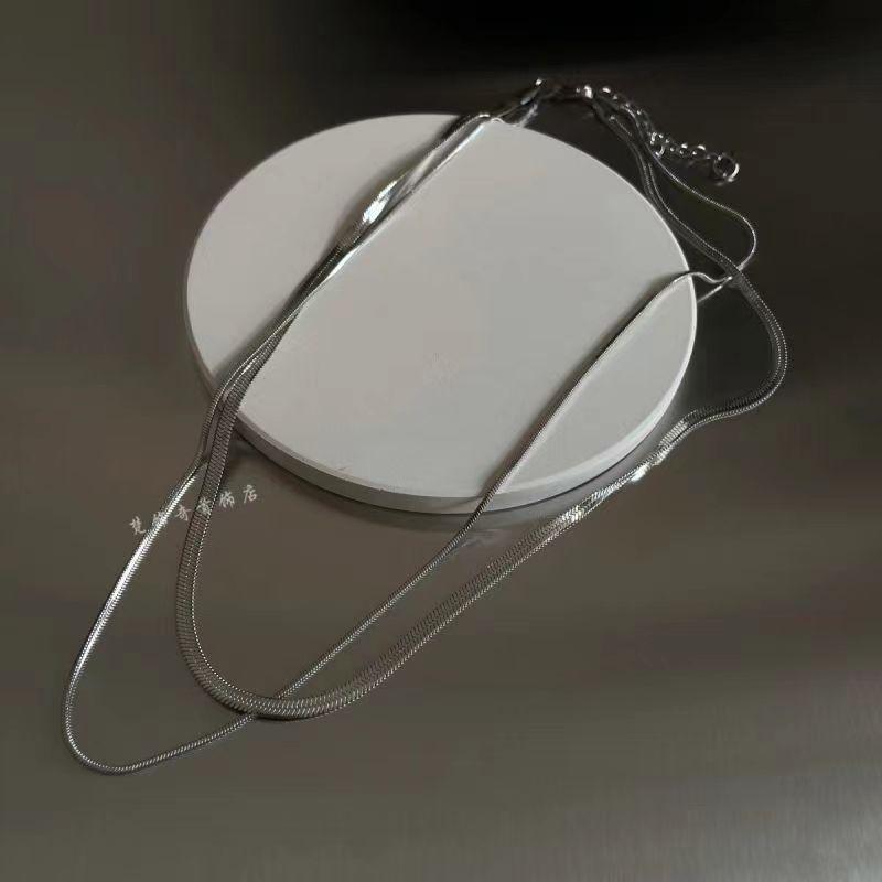 High Sense Necklace Niche No Pendant Snake Bone Chain Thin Neck Chain Bare Chain Accessories Trendy Internet Celebrity Collar Collarbone Chain Women