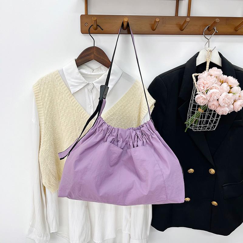 Spring and Summer New Women's Shoulder Bag Casual Niche Design 2025 Spring Messenger Bag Trendy Personalized Bucket Bag