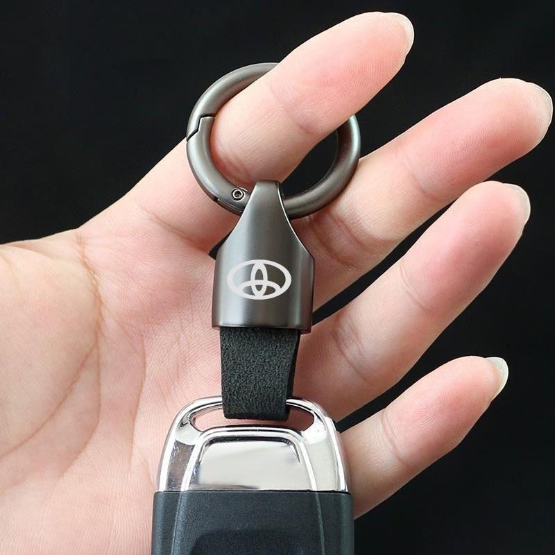 Simply styling Leather Alloy Car Keyring Keychain Key Holder For Toyota 86 Corolla Prius YARiS Hilux CHR SUPRA RAV4 Accessories
