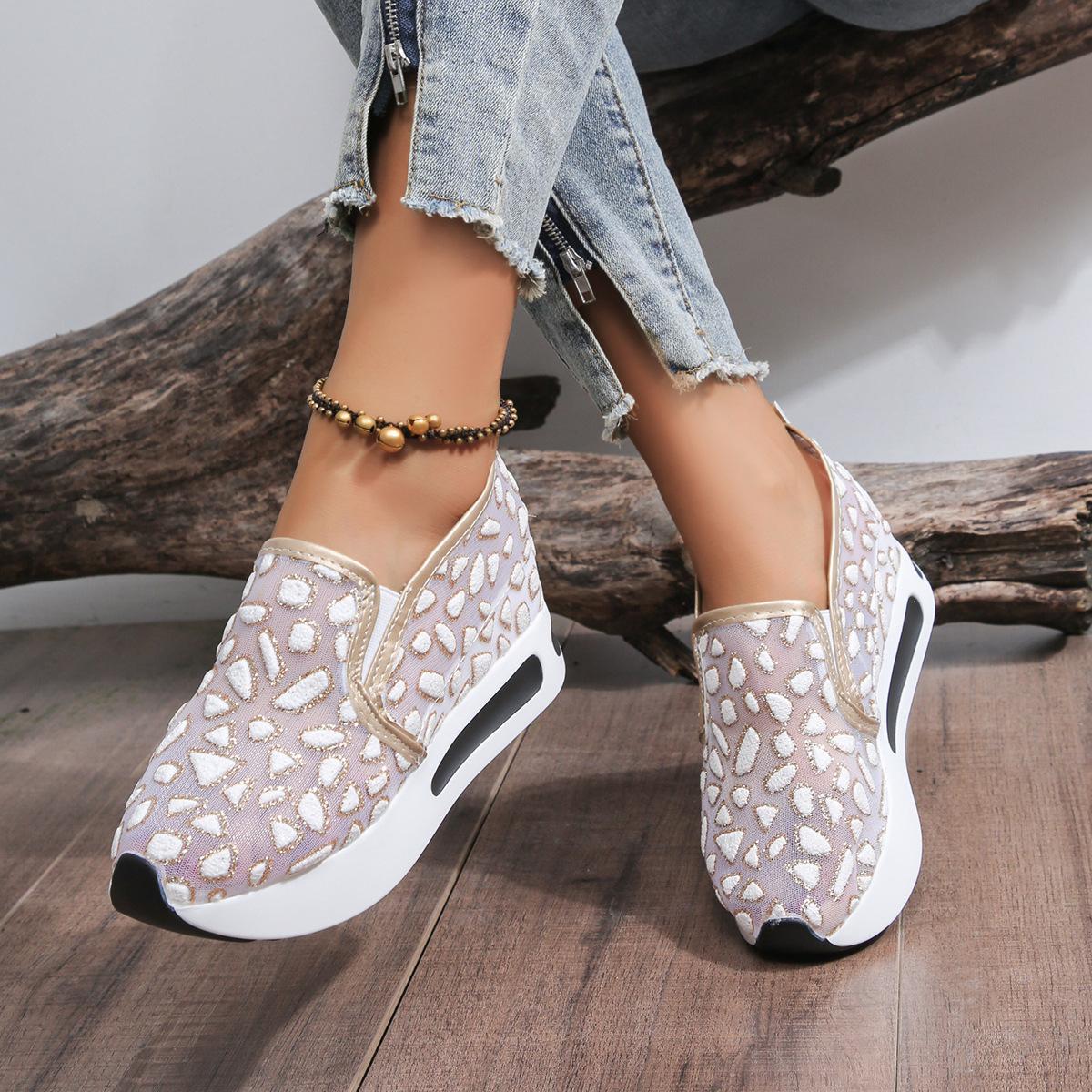 

Single shoes women s 2024 spring new lace mesh casual foot cover high heel inner height-increasing muffin, women s single shoes 42 золотий