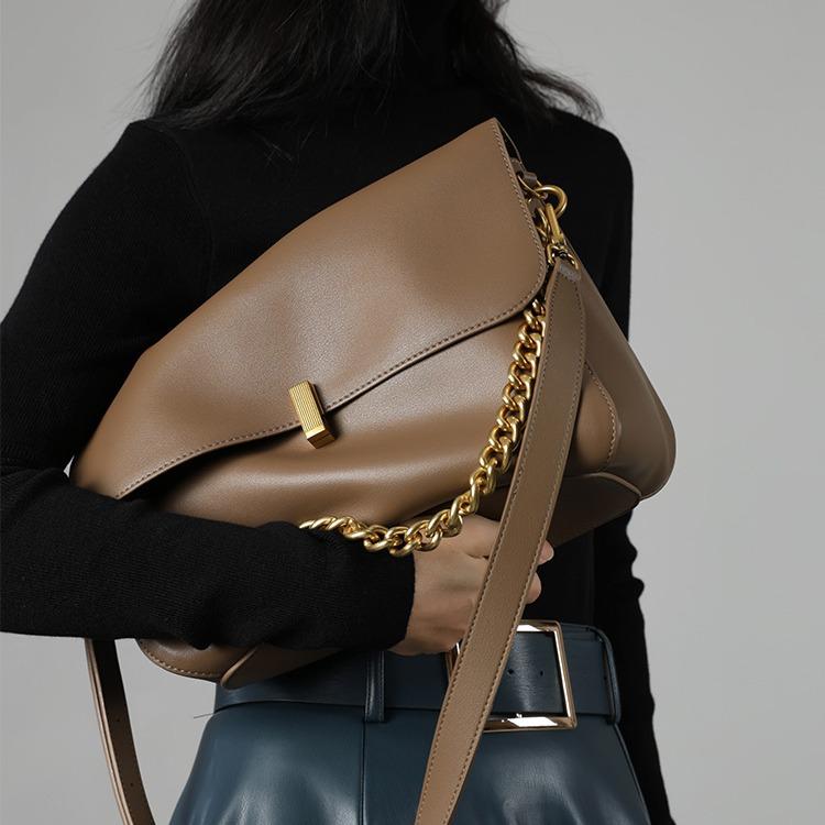 Elegant and High-end Leather Tote Bag, New Trend Versatile Chain Bag, Fashionable and Niche Commuting Shoulder Bag