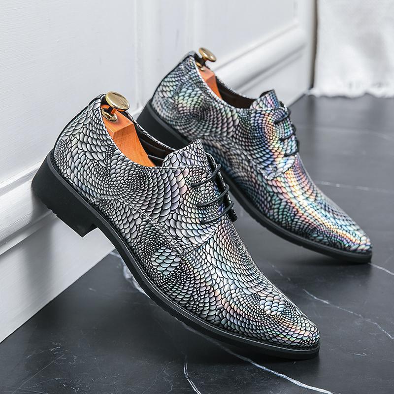 2024 Autumn Men's Plus Size Patent Leather Glossy Pointed Toe Lace-up Formal Shoes for Business & Wedding