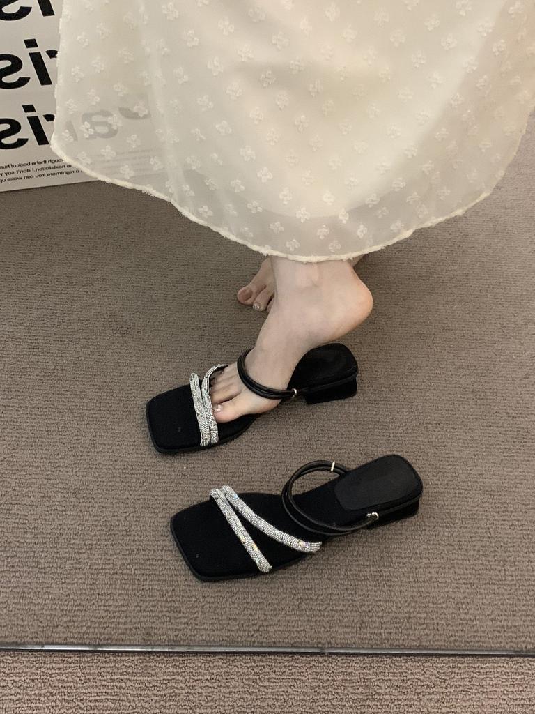 Niche Thick Heel Premium One-word Slippers Fairy Shoes Outer Wear 2025 Summer Temperament Evening French Sandals