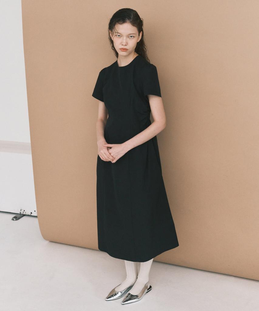 MAIS Mais Puff Sleeve Dress / Black