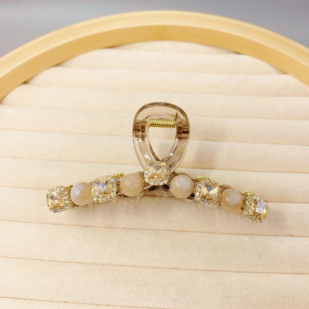 Fashionable and Elegant Square Crystal and Bead Hair Clip, Niche and Versatile Design, Hair Accessories for Exquisite Updos