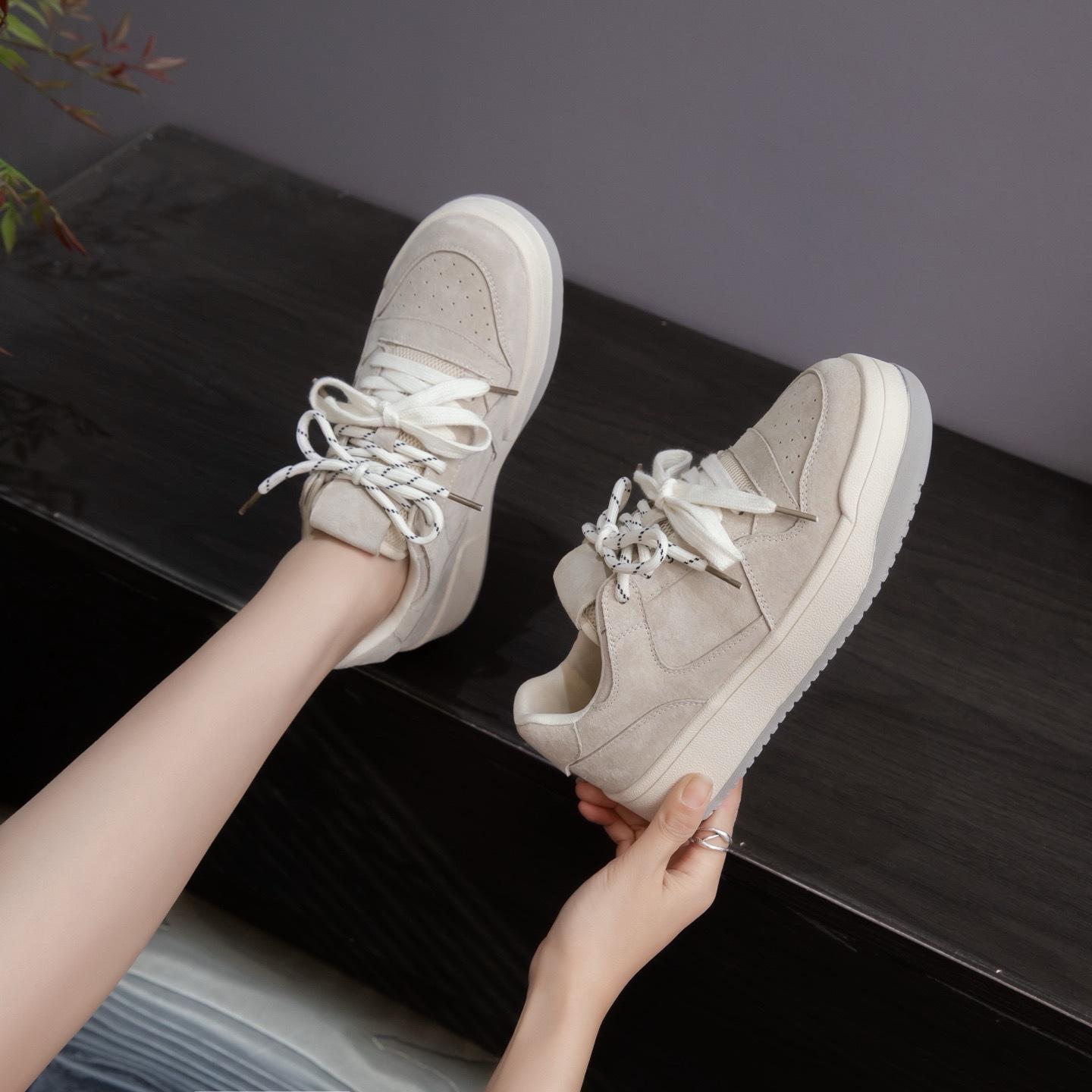 

Ретро желтые кеды женские модные новые на толстой подошве универсальные повседневные спортивные туфли 40