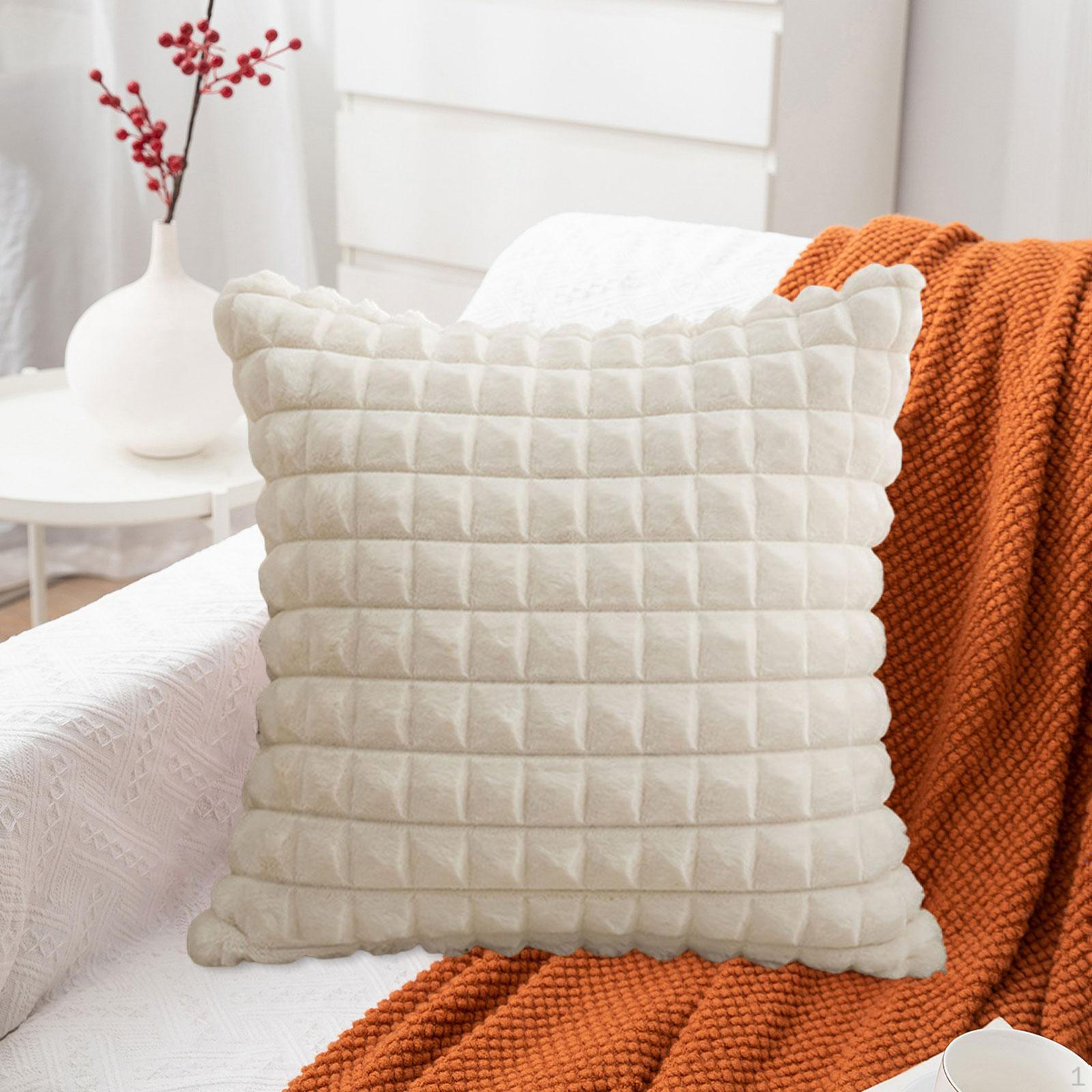 

Уютный комплект наволочек для дивана или кровати - мягкий и стильный декоративный чехол для подушки Beige White