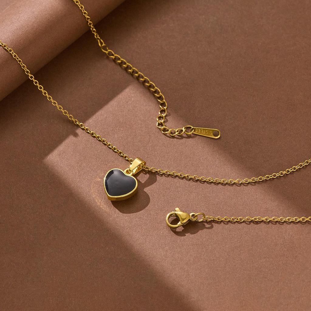 Heart-shaped Enamel Pendant Necklace: Light Luxury, Fresh Style, LUCKY Stainless Steel 18K Clavicle Necklace for Women