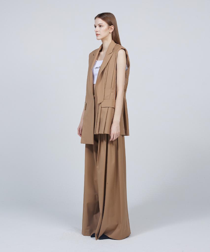 Meuameu Signature Unbalance Pin Tuck Flare Slacks