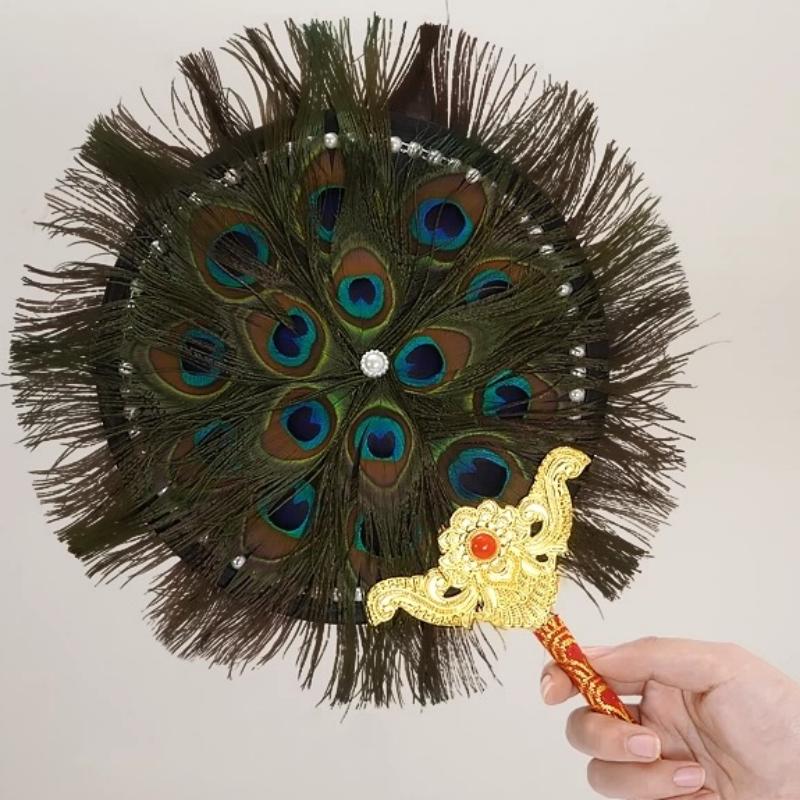 Nepal Wamba Pot Decoration Tibetan Peacock 31Eye Exquisite Feather Satin Hand Fan Holy Aquarius Ornament Buddhist Religious Item