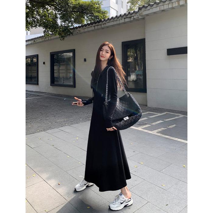 [Tmall Quality] Black Hooded Knitted Dress Women's Casual Niche Design Sense Skinny Sweater Skirt Long