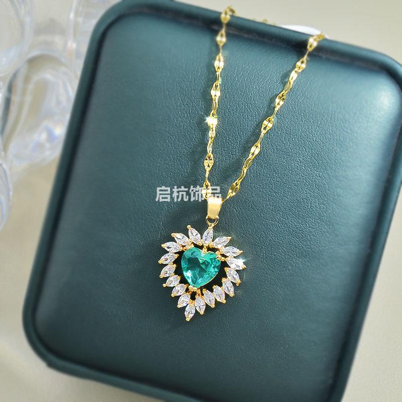 Small Feather Necklace Ethnic Style Retro Versatile Women'S Collarbone Chain Inlaid With Precious Stones Exquisite Jewelry