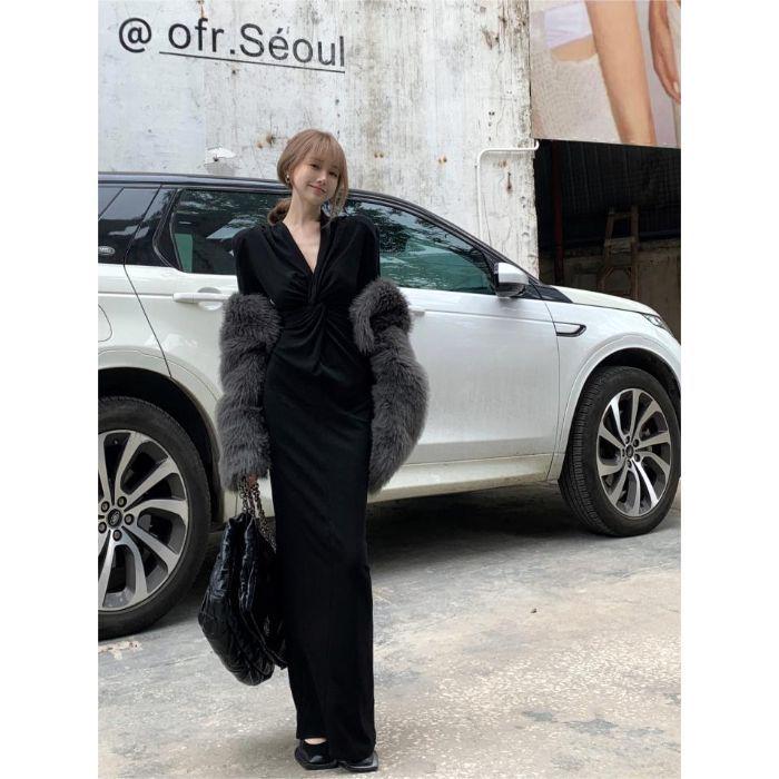 

Платье французского кроя с V-образным вырезом и длинными рукавами — облегающий талию и бедра дизайн для женщин XL чёрный