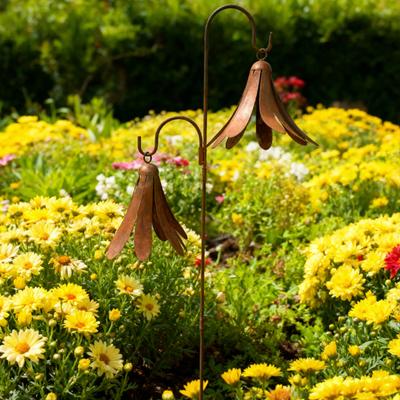 Dubbele Bellen Tuinpaal Rustieke Windgong Tuin Kunst Buiten IJzeren Windbelpaal voor Gazon Tuin Terras Tuinpad Decoratie