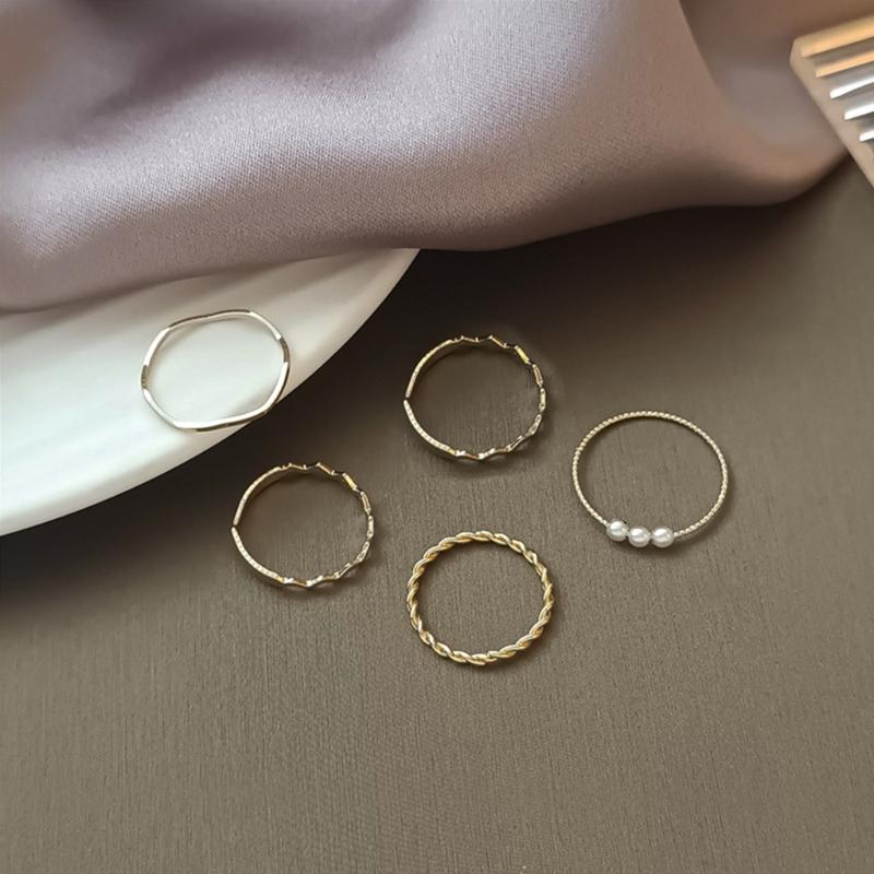 Crystal Joint Knuckle Rings Gold Mid Finger Rings Stackable Rings Set Jewelry for Women and Girls (5PCS)