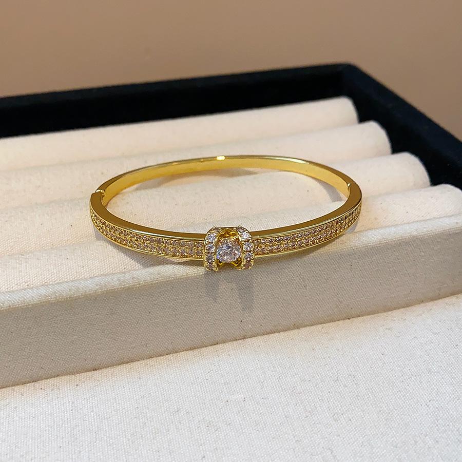 Elegant Multi-Layered Diamond Inlaid Open Bangle: Light Luxury Fashion Bracelet for Women