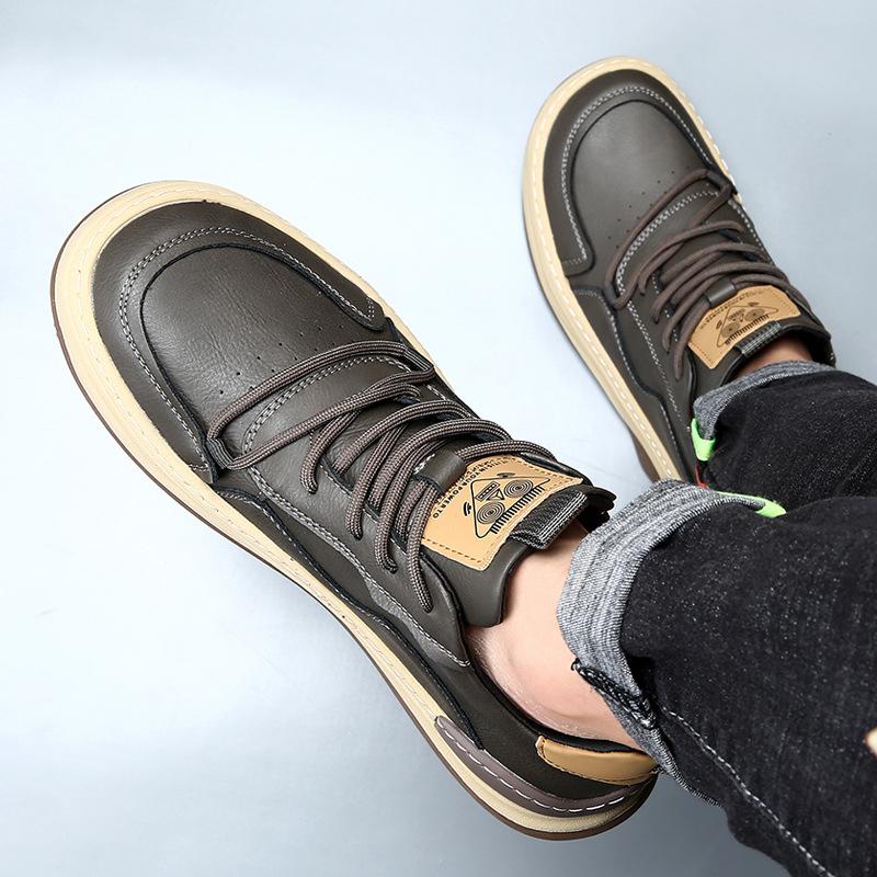 Large size men's shoes 2025 spring new crooked head clown shoes trendy leather breathable versatile sports and leisure shoes men