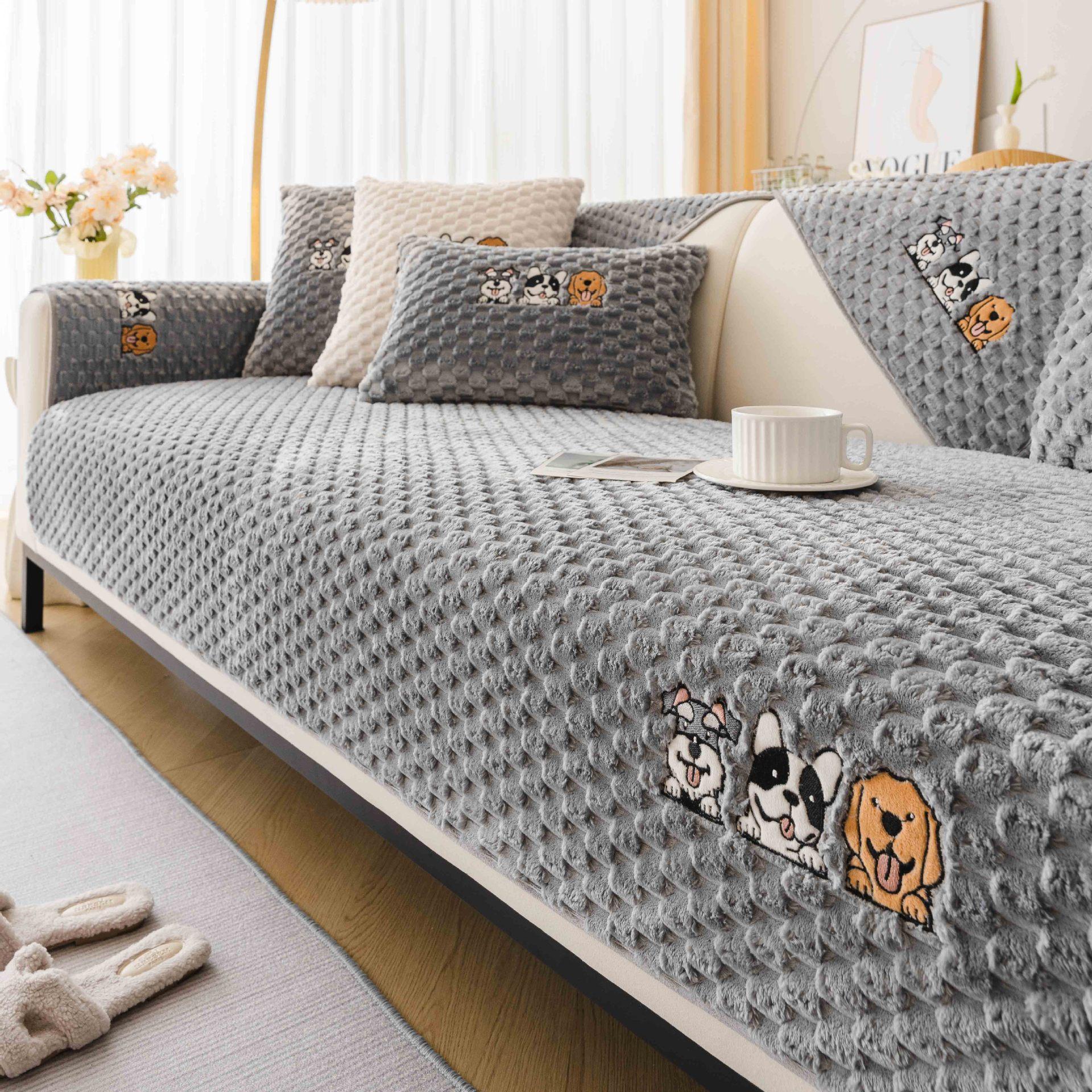 

Golden Turtle Velvet Sofa Cushion New Autumn And Winter Backrest Non-Slip Light Luxury High-End Simple Modern Leather Sofa Cover 70*70cm серый