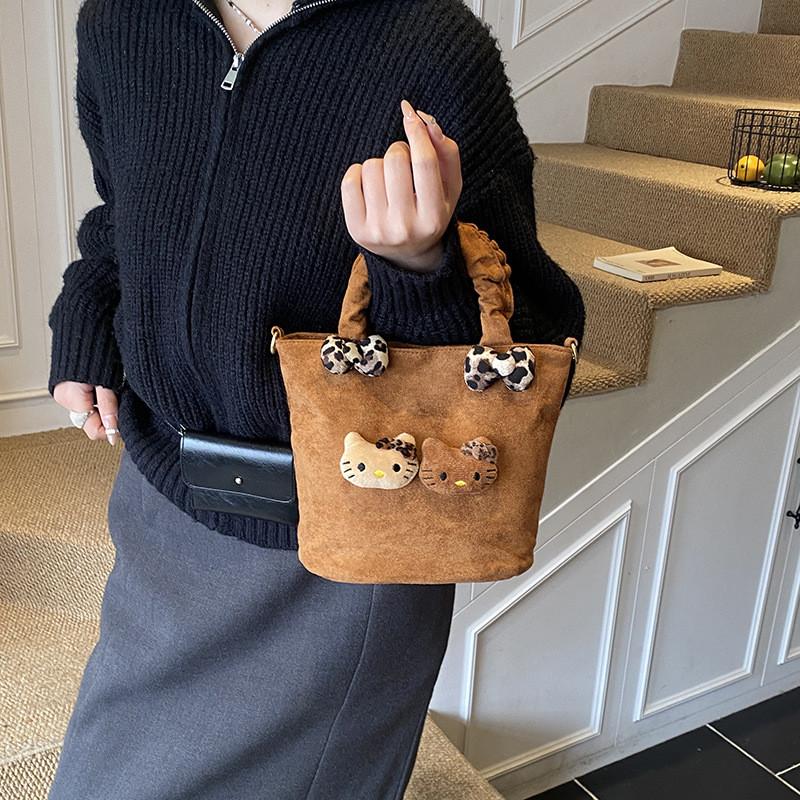 Nylon Leopard Print Tote Bag For Women With Zipper Closure And Phone Pocket