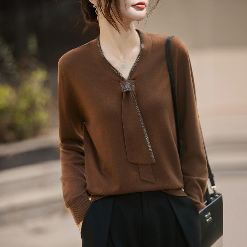 Women's Plus Size Rhinestone V-neck Knit Sweater - Autumn Fashion Long Sleeve Top