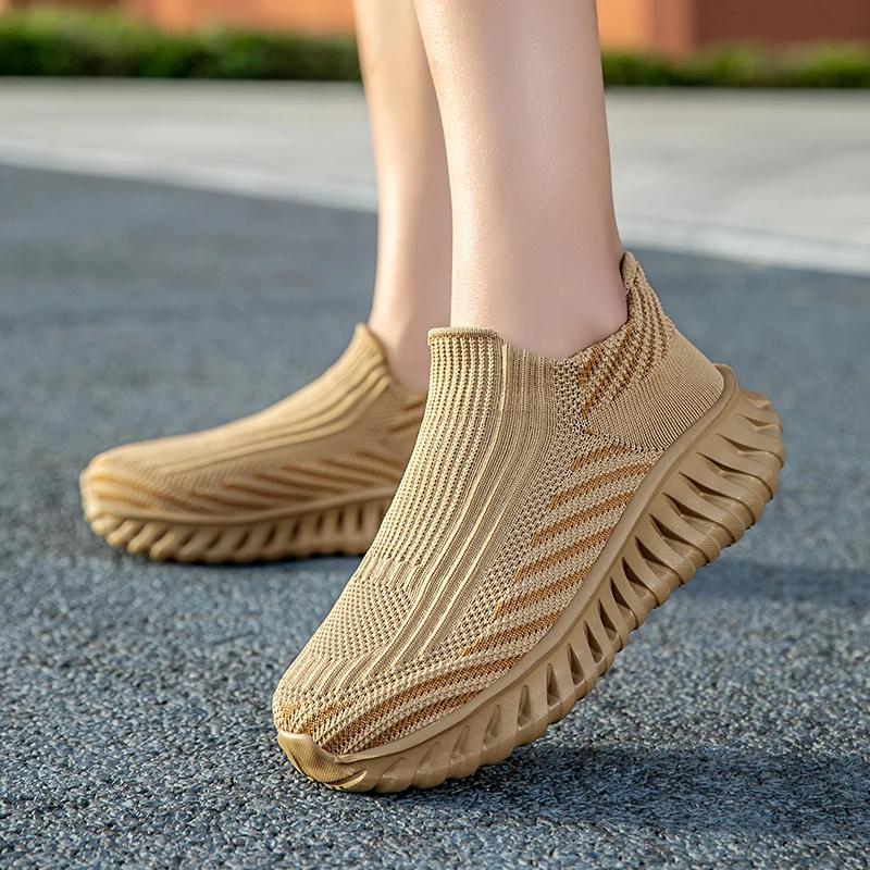 Fashion Women's Running Shoes Lightweight, Anti Slip Shock-absorbing Sports Shoes Men's 2025 Summer New Item Tennis Female Skateboard