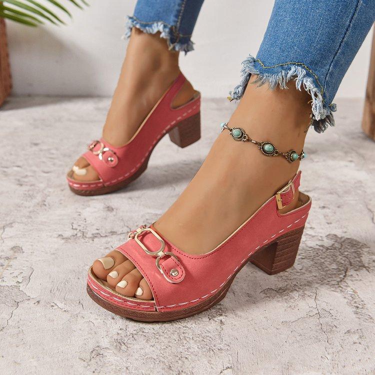 

Slippers women s summer new metal buckle one-word casual slope heel fish mouth cool slippers 36 червоний