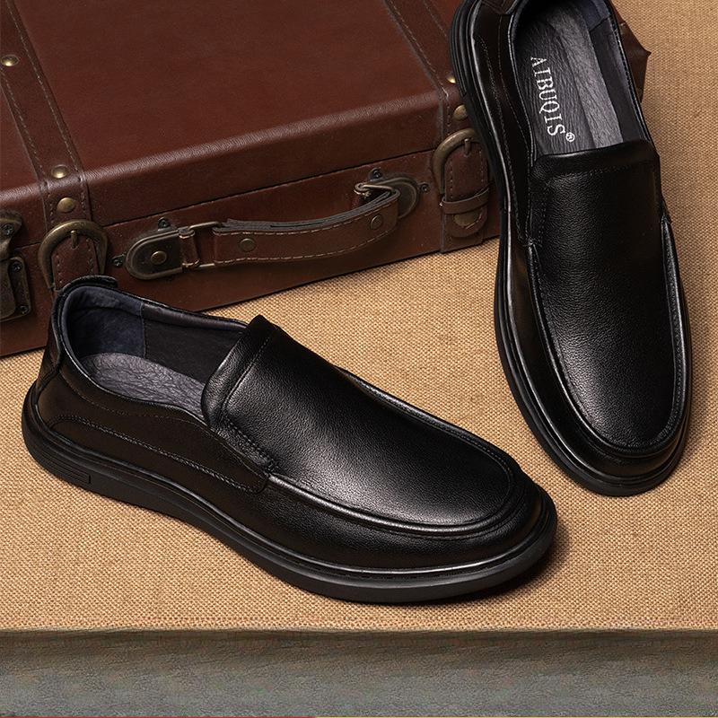 Autumn New Men's Shoes Genuine Leather Casual Men's Leather Shoes Fashionable Business Casual British Round Toe Black Leather Shoes