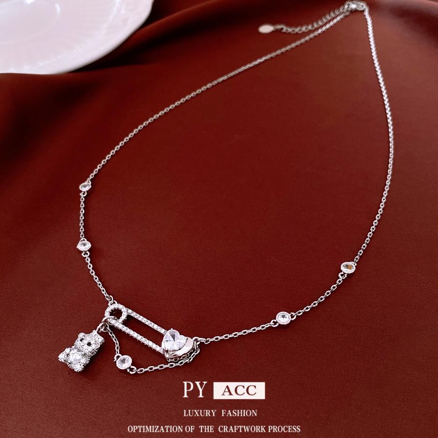 

Циркон Медведь Ключ Любовь Подвеска Ожерелье Легкая Роскошь Нишевая Цепочка на Ключицу Индивидуальные Украшения с Холодным Ветром Женские Высокий Сенс