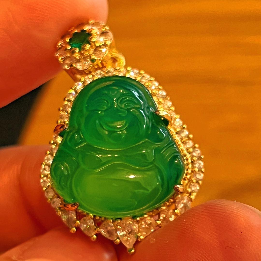 Full Green Yang Green Natural Agate Green Chalcedony Pendant Female Micro-Inlaid, Real Shot Fidelity