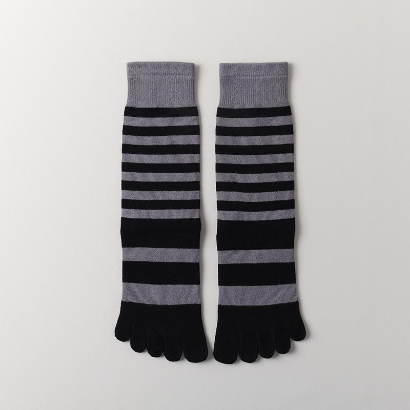 

Five-finger Socks - Spring/Summer Cotton Socks with Antibacterial Properties, Without Bones, Featuring Color-matching Contrasting Toe Designs. 1 pair
