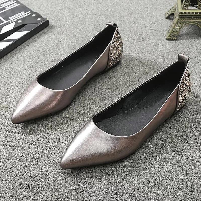 

Flat-soled single shoes women s soft leather pointed new spring and autumn soft-soled shallow mouth not tired feet fashion shoes women 40 срібний