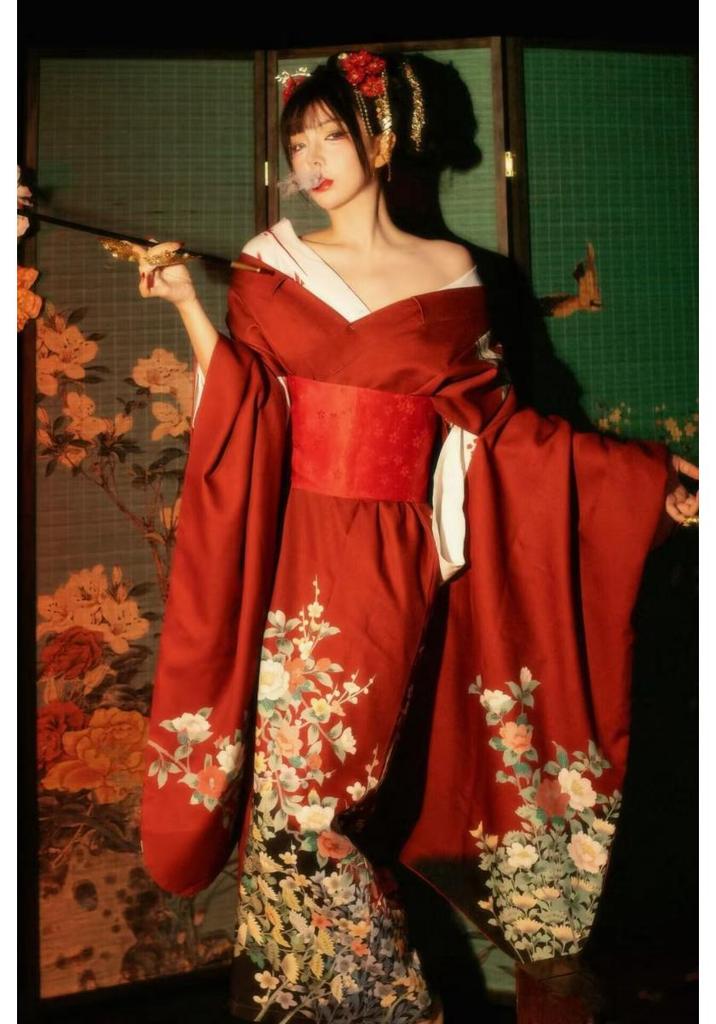 Dámské japonské kimono a yukata šaty pro formální fotografování