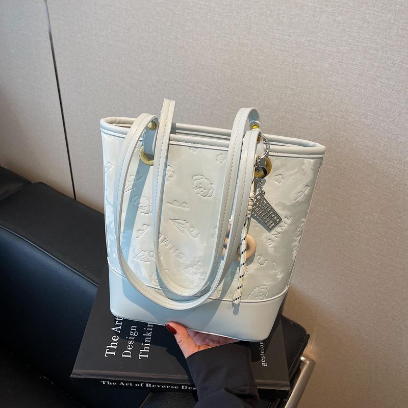 Fashion Shoulder Bag Women's New Commuter Bag Large Capacity Handbag