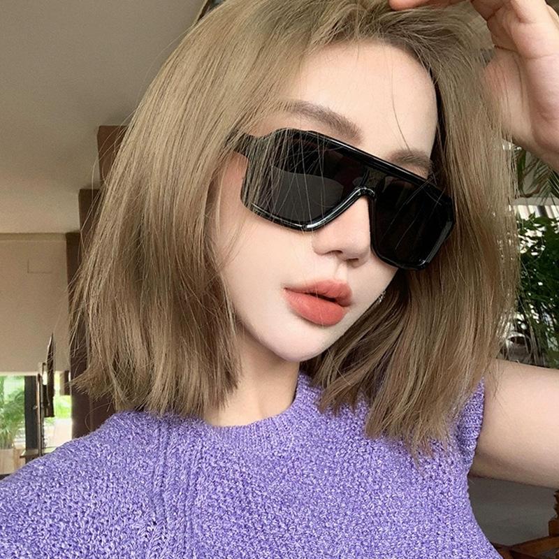 Retro Big Frame Women Square Sunglasses Brand Black Round Gradient Cool Men Sunglasses One Piece Designer Pilot Sun Glasses