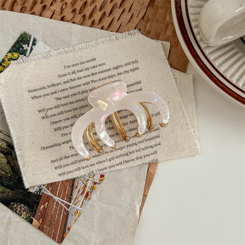 Mermaid Ji Acetic Acid High-Grade Hair Clip: Exquisite Half-Up Hairpin for Women