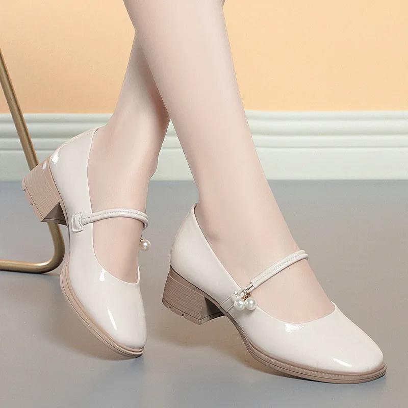 

4cm Elegant Comfortable Shallow Mouth Patent Leather Shoes Mary Janes Women 2025 Fall Med Block Heels Shoes for Office Work Mom 35