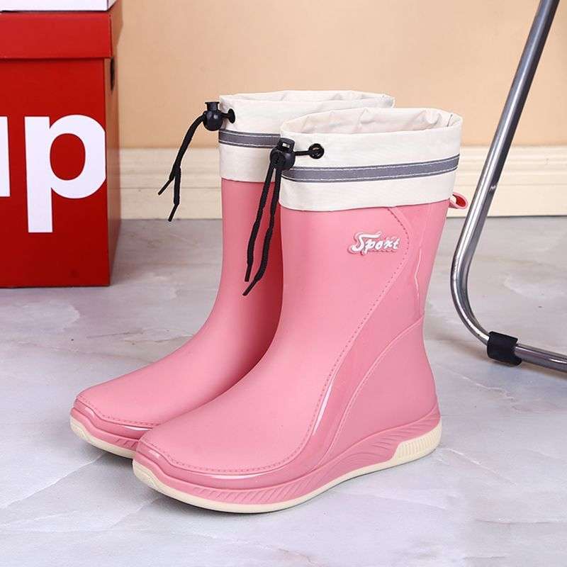 2025 New Rain Shoes Women's Fashion Wear Non-slip Foreign Style Medium and High Tube Water Shoes Adult Soft-soled Long Rain Boots