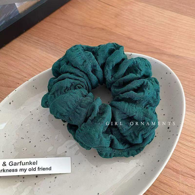 Elegant Pleated Cream Puff Scrunchie: High-Class Retro Elastic Hair Tie for Loose Ponytails